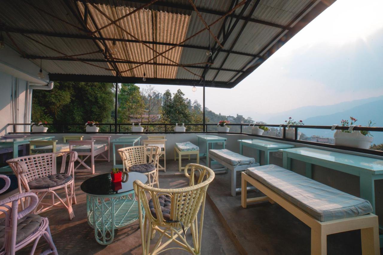 Tag Along 2 0 Hostel Gangtok Exterior foto